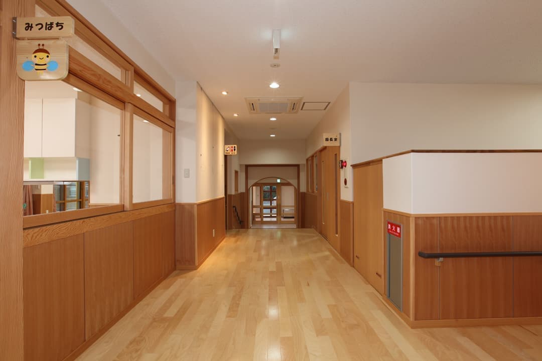 2015 鹿児島市 幼保連携型認定こども園 廊下